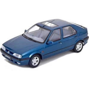 PROMO : 1800451 RENAULT 19 / R19 phase 2 de 1994 bleu métal au 1/18 de Triple9 - Imagen 1 de 1