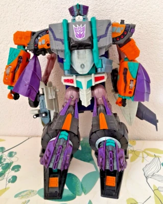 Action Figure Transformers Megatron Cybertron Leader Class - Immagine 1 di 2