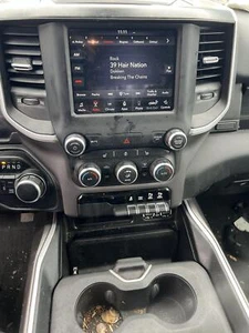Equipo de audio y visual.(radio) Dodge Pickup 1500 19 20 - Imagen 1 de 1