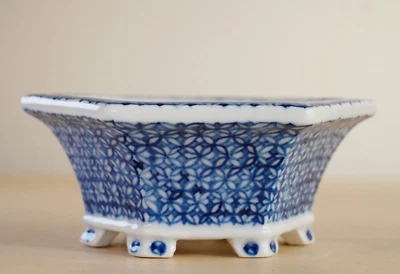 Maceta Bonsai Japonesa YUKI SHOSEKI 4.7" (12 cm) Patrón Flor Pintado Hexágono Y652 Foto 1 de 4