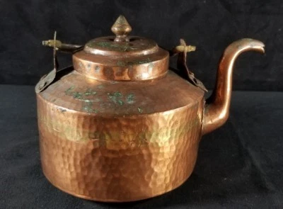 Antigua tetera de cobre martillado del siglo XIX forjada a mano forrada de estaño 5x5,5 FINA Foto 1 de 4