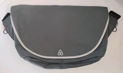 Bolso Bandolera Rickshaw Bagworks Mediano Cero Mensajero Computadora Hecho en EE. UU. USADO EN EXCELENTE ESTADO Foto 1 de 4