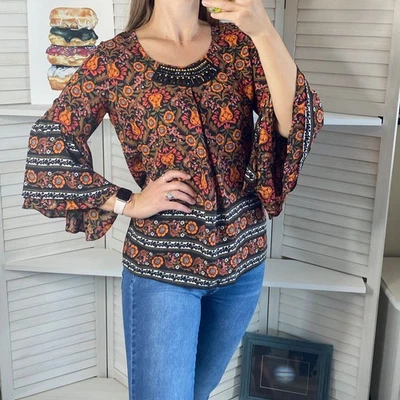 Relativity orange floral boho bell slleev top size medium - Image 1 of 4