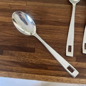 1 Cambridge PORTRAIT MIRROR Teaspoons Glossy Pierced Stainless 7 Available - Picture 1 of 13