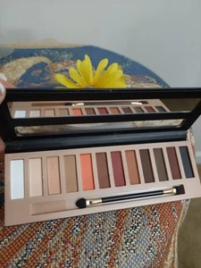 Nakeds 12 Farben matte Lidschattenpalette volle Größe JinHua C. Kosmetik China Neu im Karton - Bild 1 von 11
