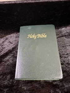Holy Bible - KJV - Red Letter - Giant Print References 1986 World GP3 - Picture 1 of 8