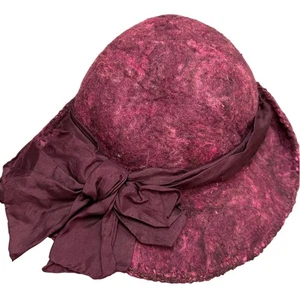 Vintage Hat- Felted wool- purple pink with attached ribbon bow- retro- some wear - Picture 1 of 9
