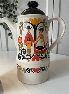 1970s Shaker Folk Tea Pot Retro Sadler Cottage Kitchen Decor - Picture 1 of 3