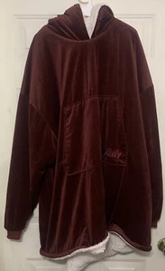 The Comfy Dream Hooded Blanket Adult Oversized Cozy Maroon. - Picture 1 of 3