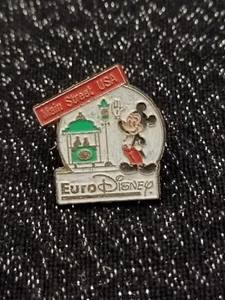 Pin's Pins Pin LAPEL Parc Attractions MAIN STREET Esso MICKEY "Euro Disney" - Picture 1 of 1