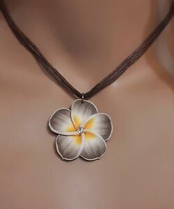 Vintage Retro y2k Floral Yellow Hibiscus Flower Necklace Surfer Hawaiian Choker