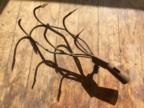 Antique Cultivator Farm Garden Tool Claw Hoe Industrial Wall Hooks Coat Hanger Cover