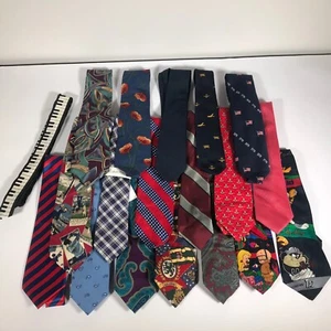 19 Assorted Men's Neckties, Silk, Novelty, Skinny, Classic, Paisley, more [DK02] - Picture 1 of 10