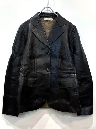 Giacca sartoriale Prada in pelle vera made in Italy ispezione Miumiu GIAPPONE