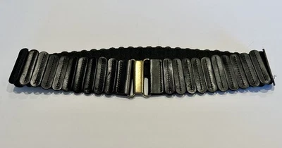 Cinto elástico feminino vintage L/XL couro como fecho de latão Steam Punk/Gótico/anos 80’ - Imagem 1 de 4