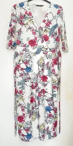 Boohoo Cropped Floral Jumpsuit Größe 14 - Bild 1 von 6