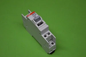 ABB E259R 10 Installationsrelais 16A - 250V - Bild 1 von 2