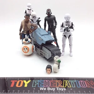 LOT OF 5 Star Wars Galaxy Of Adventures Sequel Trilogy Action Figures - Picture 1 of 10