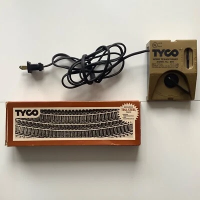 Tyco Transformer 895 Curve + Straight Tru Steel Silver Track Box HO Train Set - Image 1 of 4
