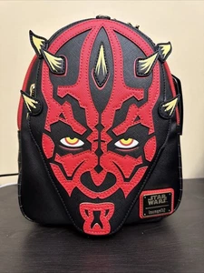 Mini zaino Loungefly Star Wars Darth Maul GITD 2021 NYCC Virtual Con nuovo con etichette - Foto 1 di 5