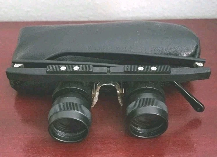 ESCHENBACH TELE 4X BLACK BINOCULARS. MADE IN GERMANY. W/CASE. WORKS - Image 1 of 4