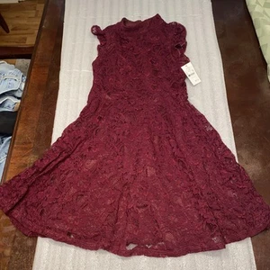 Beautiful New Zenzi Girls' Cap Sleeve Burgundy Lace Dress S 6 /6x - Picture 1 of 11