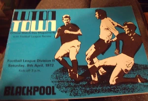 Luton Town v Blackpool Official Match Day Magazine April 8 1972 - Picture 1 of 1