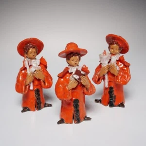 Studio Pottery Orange Terra Cotta Christmas Carolers Choir Singers Boys Trio 6" - Imagen 1 de 6