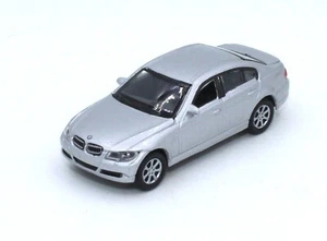 Welly 73113 BMW 330i Silber Die Cast Modell ohne OVP 1:87/Spur H0 - Foto 1 di 2