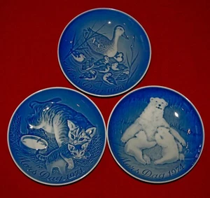 BING & GRONDAHL Plates Mother's Day 1971 1973 1974 Cats Bear Ducks Denmark - Picture 1 of 2