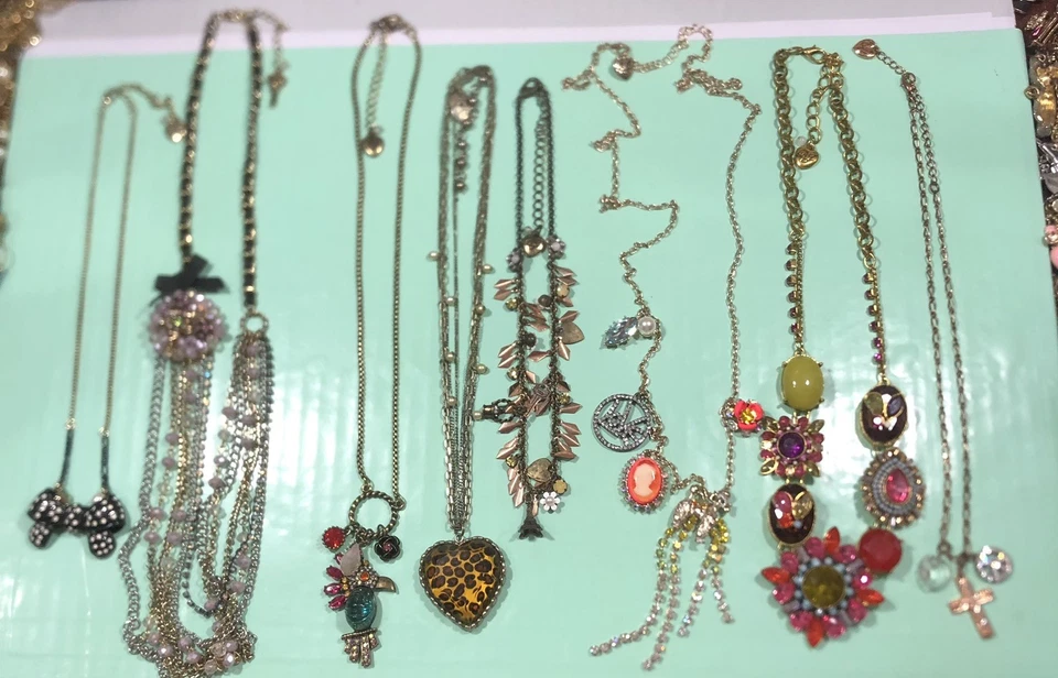Lote De 8 Collares Betsey Johnson Vintage’s  Foto 1 de 4