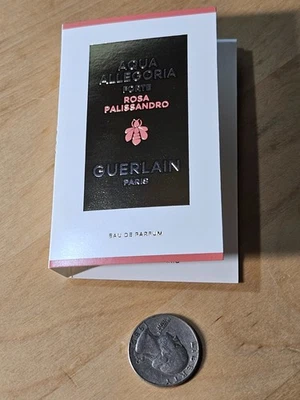 Guerlain Aqua Allegoria Forte Rosa Palissandro EDP muestra spray 0,03 oz, 1 ml #F0-1 Foto 1 de 3