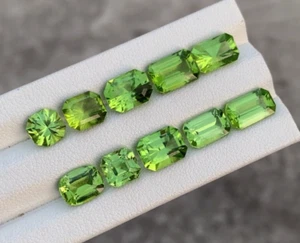VS 21.89 CT Lot Of Natural Green Peridot Gemstone Mix Cut From Pakistan - Picture 1 of 2