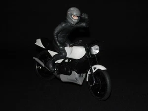 Kit de figuras de piloto Tamiya, 1/12 YAMAHA RD250/350LC para kit de modelo de motocicleta - Imagen 1 de 6