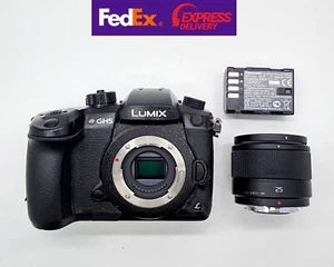Panasonic LUMIX DC-GH5 20.3 MP Mirrorless Digital Camera w/ LUMIX G 25mm f/1.7 - Picture 1 of 8