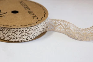COTTON LACE RIBBON 25MM X 10M 6 COLOURS ARTS AND CRAFTS DECOR - Bild 1 von 10
