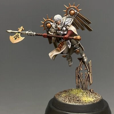 Warhammer 40K Canonesa con Alas de Ángel Pintadas - Hermanas de Batalla Santo Comandante Foto 1 de 4