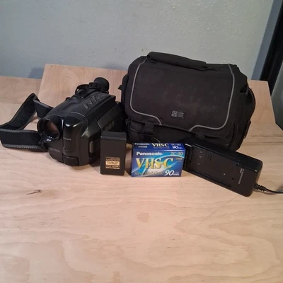 RCA ProView PROV801C Camcorder 36X Zoom Tested w/ Bag Battery and Sealed VHS-C - Image 1 of 4