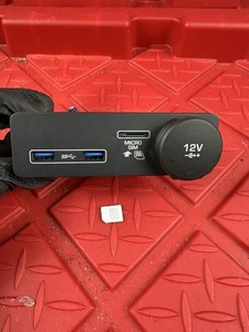 OEM 2016-2023 JAGUAR F-PACE XF DASHBOARD USB DUAL PORT MICRO SD CONTROL PANEL - Picture 1 of 12