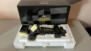 EXOTO. GRAND PRIX CLASSICS. LOTUS FORD TYPE 72D. No. 8 JOHN PLAYER S. 1/18 SCALE - Picture 1 of 9