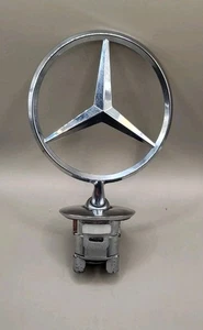 Originale Vintage Mercedes Benz Cappuccio Ornamento Simbolo Automobile OEM - Foto 1 di 15