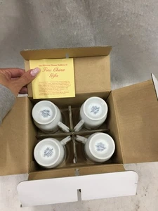 NEW Vintage Princess House 4pc 709 Porcelain Footed Mugs - Picture 1 of 4