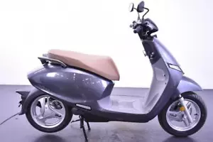 2022 KYMCO i-ONE 50cc BRANDNEW ELECTRIC PREREGISTERED SCOOTER DELIVERY MILEAGE - Picture 1 of 13