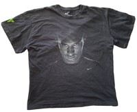 nike men's kobe bryant la lakers iconic moments 81 points tee