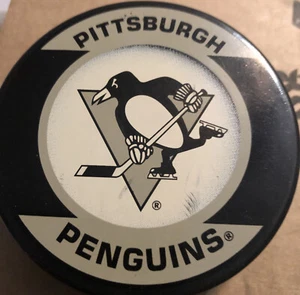 Offizielles Pittsburg Penguins Spiel Puck NHL - Bild 1 von 3