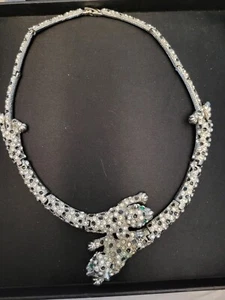 Vintage Double Panther Rhinestone Black Green Eye Silvertone 16 Inch Necklace - Picture 1 of 8