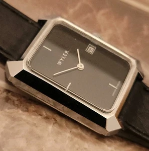 QS6: MINTY 1940s MENS WYLER DRESS STUNNING BLACK DIAL WATCH 28 X36 mm RUNS GREAT - Picture 1 of 20