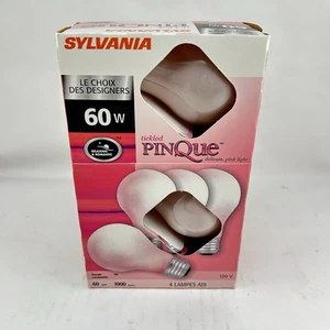 4x Sylvania Lampadina Rosa 60W Watt A19 Lampadine MADE USA Ticchettato Pinque Leggi - Foto 1 di 3