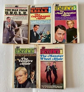 VTG 1965 The Man From U.N.C.L.E. Paperbacks #1 #3 #5 #6 #8 Lot of 5 Volumes - Imagen 1 de 9
