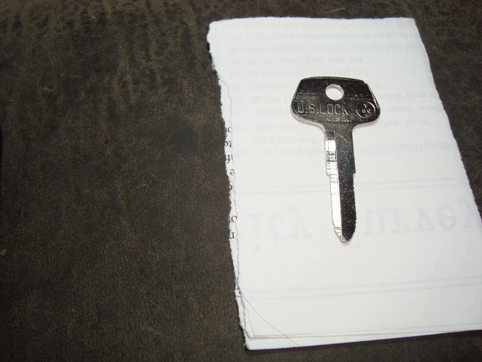 1 llave en blanco Toyota Corolla Automotive T61C T80R 1976-1983 ver descripción Foto 1 de 1